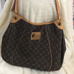 GALLIERA GM , EXCELLENT USED CONDITION